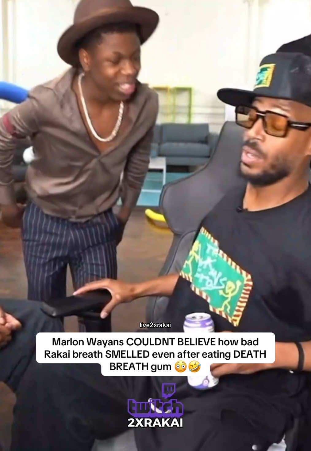 Marlon Wayans COULDNT BELIEVE how bad Rakai breath SMELLED even after eating DEATH BREATH gum 😳🤣 #2xrakai #fyp #marlonwayans #deathbreath #viral 
