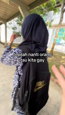 @🧍🏻‍♀️ 