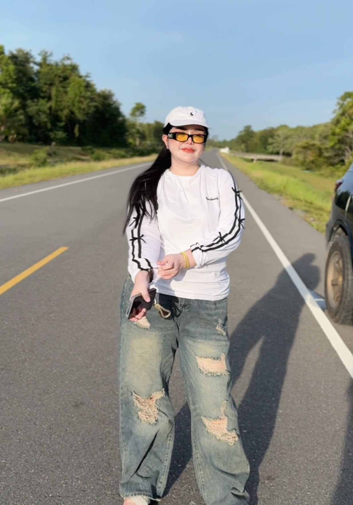 😎🤨#พิกัดกางเกง 👉🏻(@มุกดา คนเท่ๆ)👈🏻#มุกดา #มุกดารีวิว #เสื้อยืดแขนยาว #กางเกงยีนส์ 