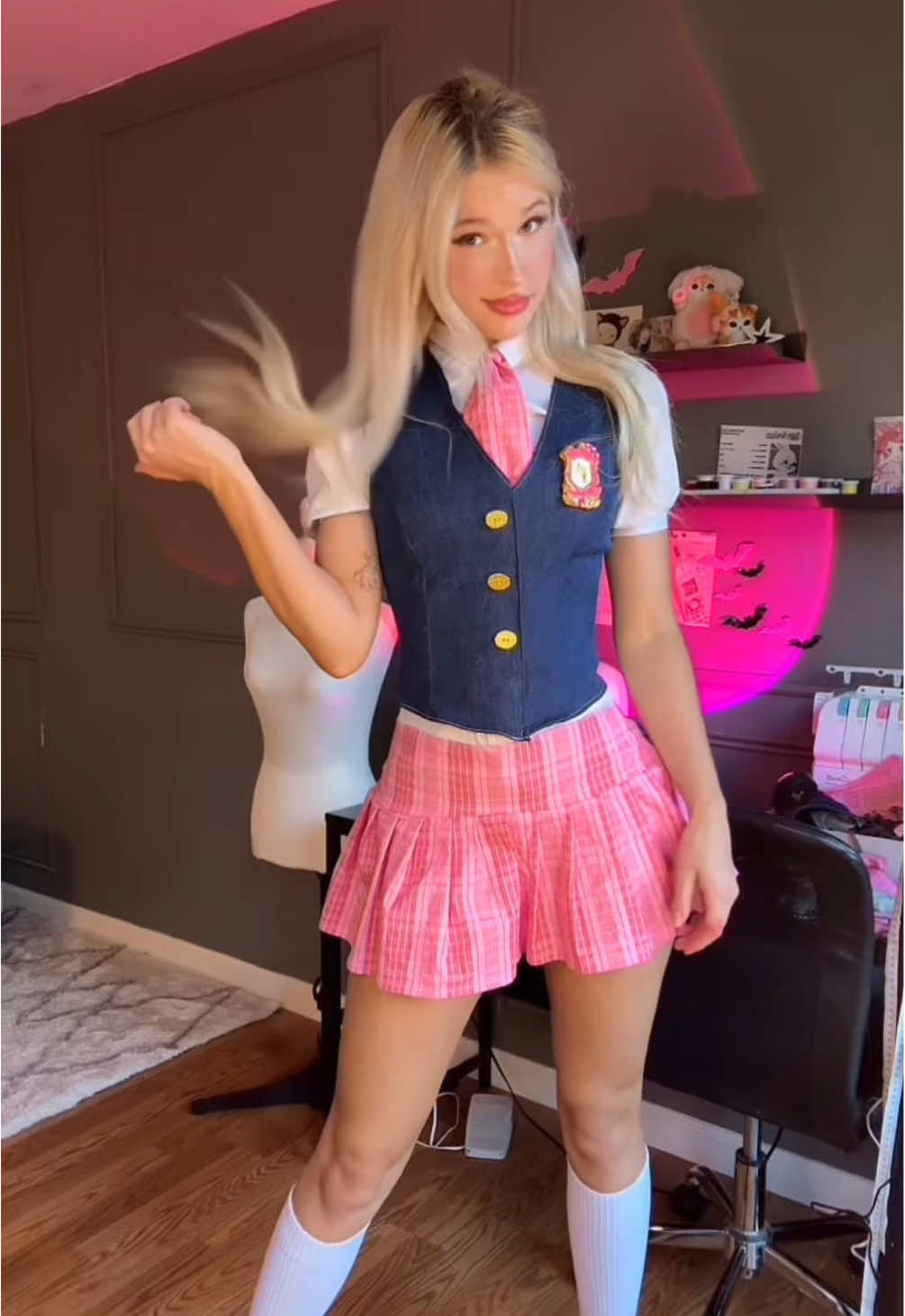 Recreating the Barbie Princess Charm School uniform this Halloween 💖 #halloweencostume #costumeideas #barbiemovies #barbie #diycostume 