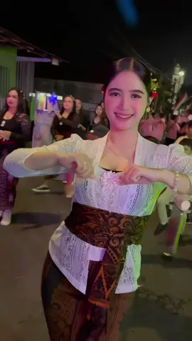 Era Syaqira cantik banget bolo 🔥#dance #karnaval #karnavalsoundsystem #fyp 