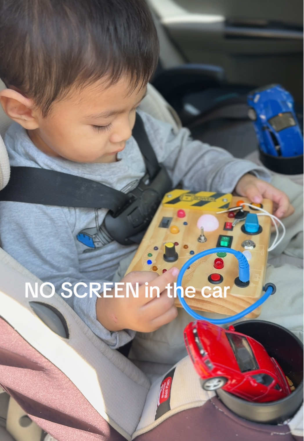 No iPhone, no tablet, no screen !  Busy board help my toddler entertain through the long trip road (1 hour ride), we went to the lake today and had such a wonderful time! My son was playing with this board the whole time we going to the lake, and coming back home til he fell asleep! #toddlersoftiktok #busyboard #noscreentime #MomLifeVlog 