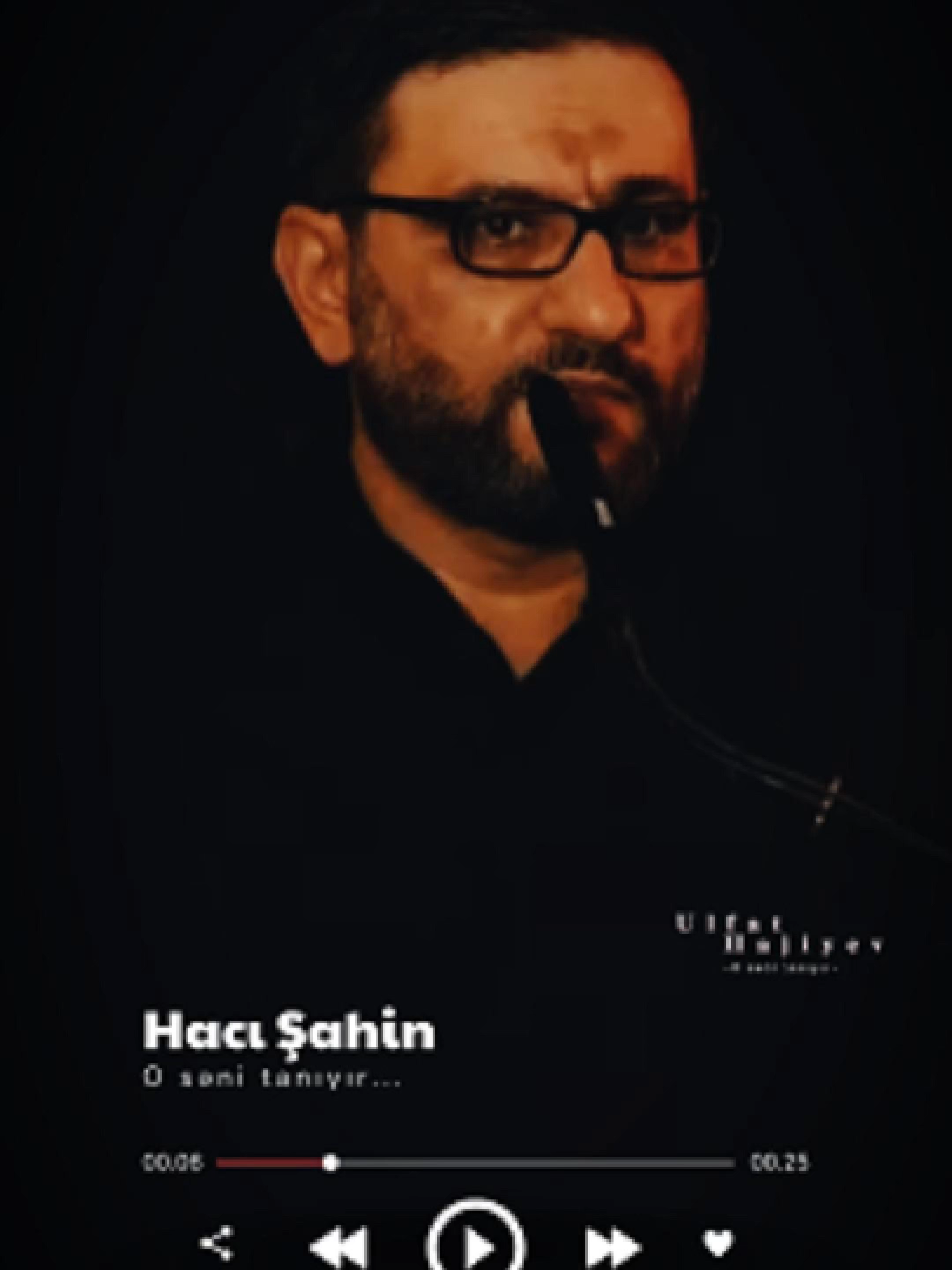 O səni tanıyır... #hacisahinhesenli #azerbaijan #kesfet #keşfet