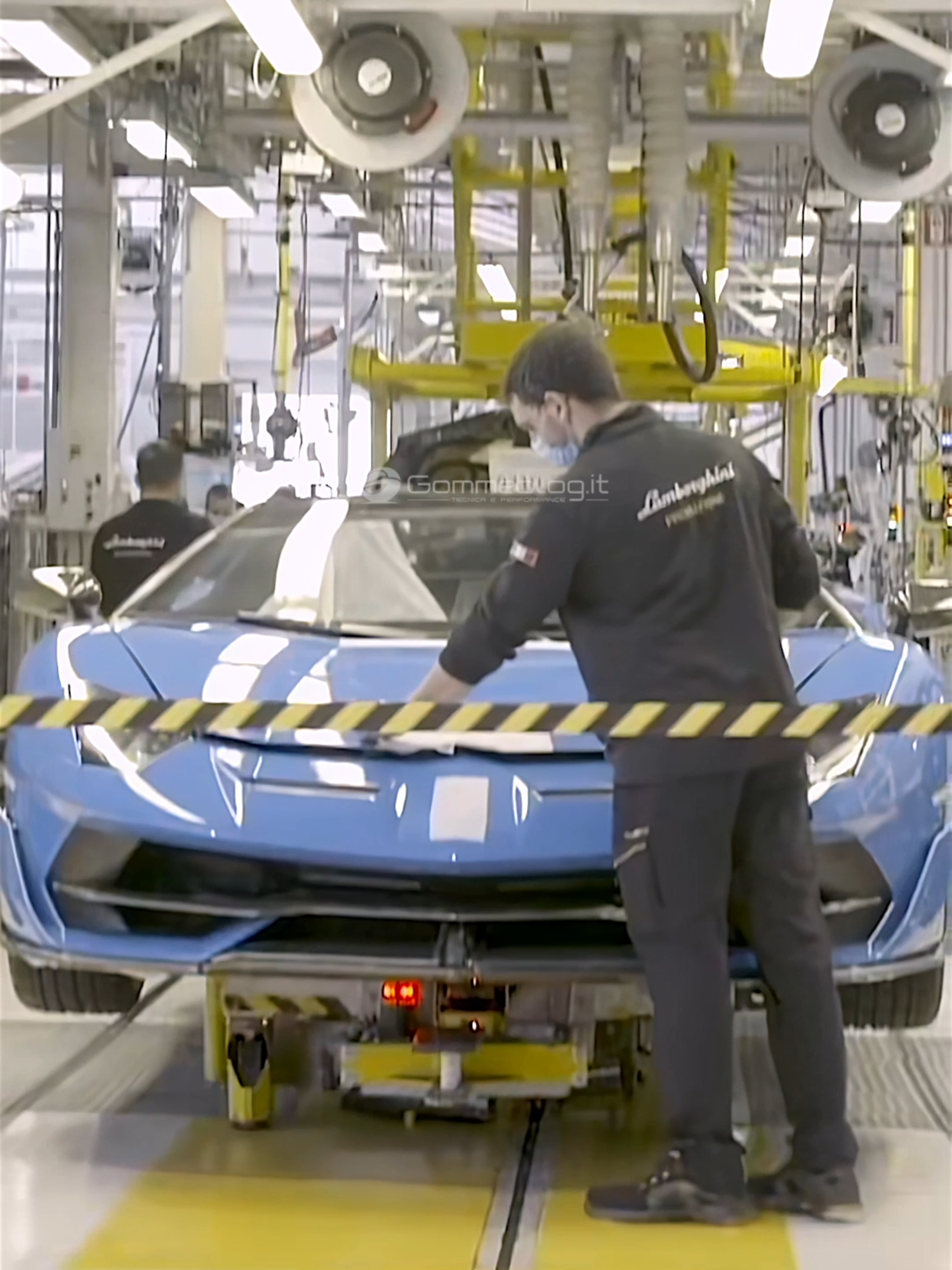 Lamborghini Factory in Italia #supercar #lamborghini #factory #manufacturing #asmr #cars #automobile #aventador #urus  #carwork #cartiktoks #carlife #luxury #asmrvideo #luxurylife #exoticcars #asmrtiktoks #carfactory