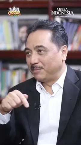 DPR Sudah sepakat makzulkan Gibran hanya belum sepakat siapa penggantinya.. Pantesan muncul operasi buzzer Gibran Pro Masyarakat #bubarkandpr seperti yang disampaikan Ferry Irwandi.. Eh Ferry sekarang lagi diincer Dansatsiber TNI..