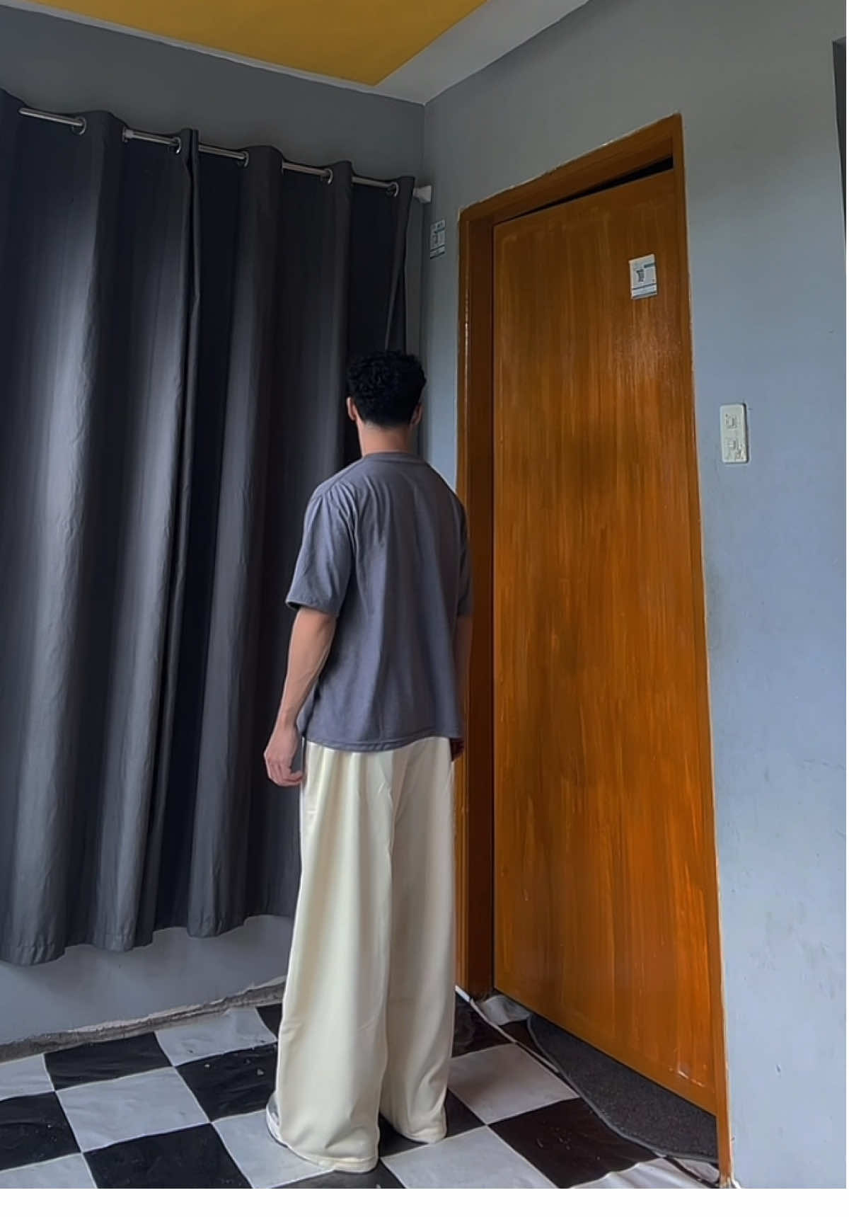 Murang baggy sweatpants na maganda ang quality at malaki ang leg hole  #baggysweatpants #sweatpantsoutfit #widelegpants #fyp #fypシ゚ #foryoupage 
