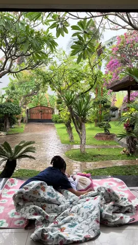 Tumben hujan lagi,,hujan2 gini paling pas ngemil🤗☘️🌿🌱🌨️
