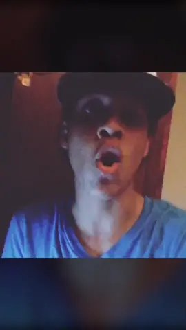 🎶