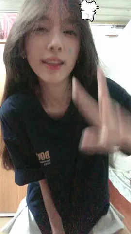 Cầm tay em đi 🫣#xh #xuhuongtiktok #uocduoclenxuhuong #xuhuong #xuhuong2025 