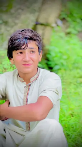 Zoor mar da 😂🤫🤣 #foryoupage #foryou #abbayvoice #foryou #foryoupage @IRFAN ALI KHAN 