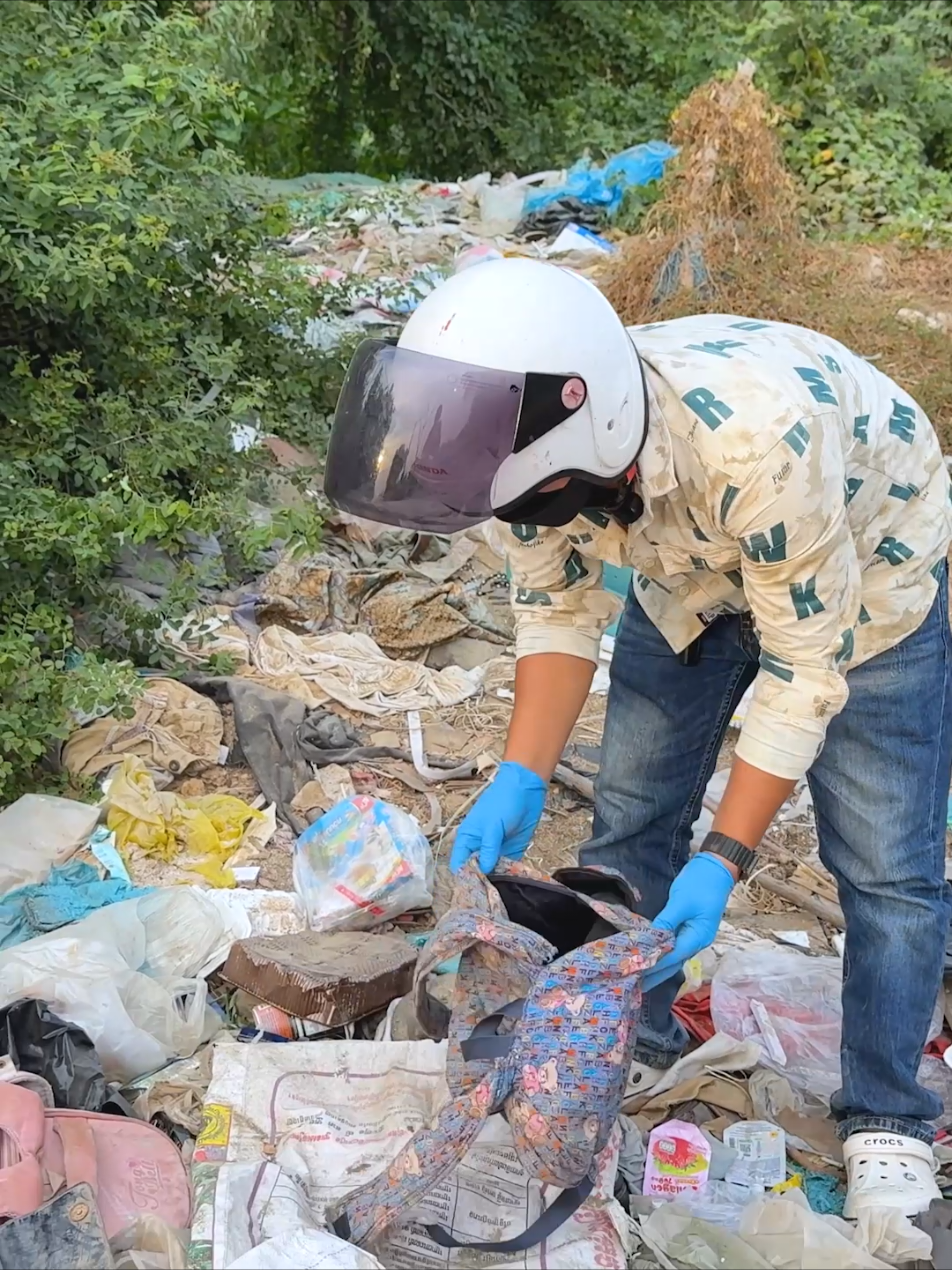 At The Landfill Phone #fyp #trend #fypシ #tiktokviralvideo #tiktok 