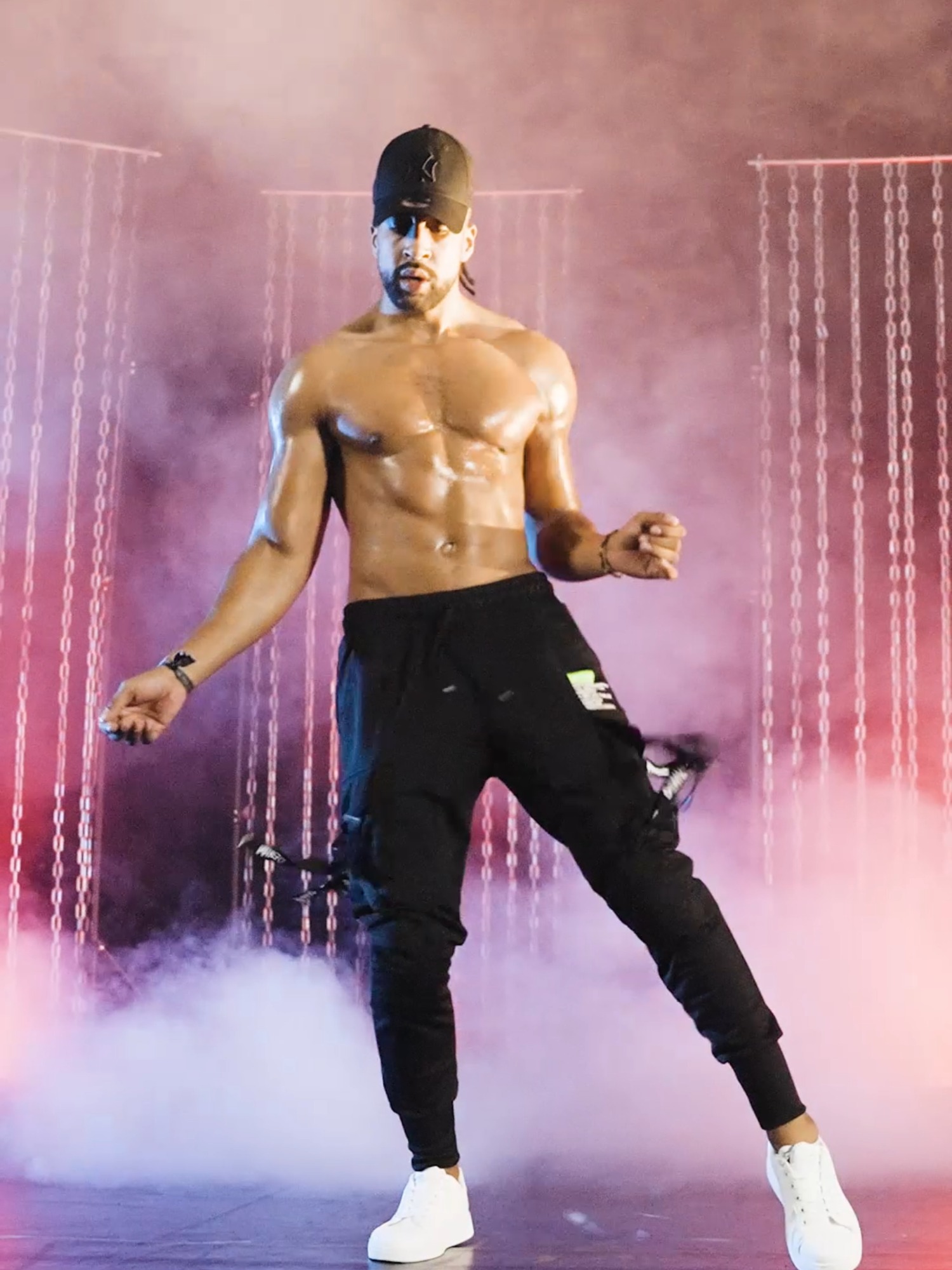 Would you ride that pony? #thegreatestmalerevue #malerevueshow #showforyou #biggestrevuetheater #pony #magicmike