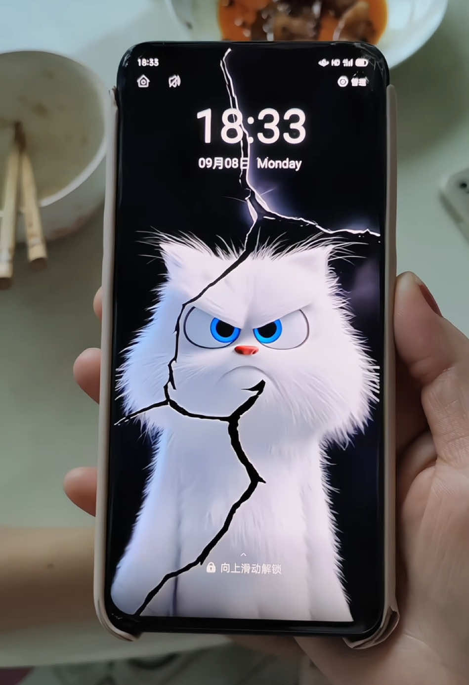 You can download the same style  dynamic wallpaper for free , the template in the lower left corner is ready go and try it!       #livewallpaper #wallpaper #capcut #capcutforus #capcutpioneer iphonewallpaper     livewallpaper