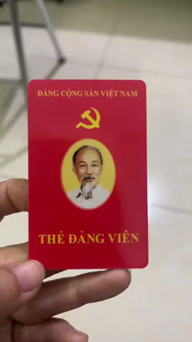 Thẻ đảng mới#vietnamtoiyeu #chinhquyendiaphuong2cap 