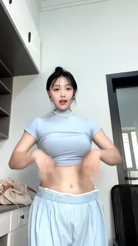 phát sáng luônn #thinhhanh #chubbygirl #
