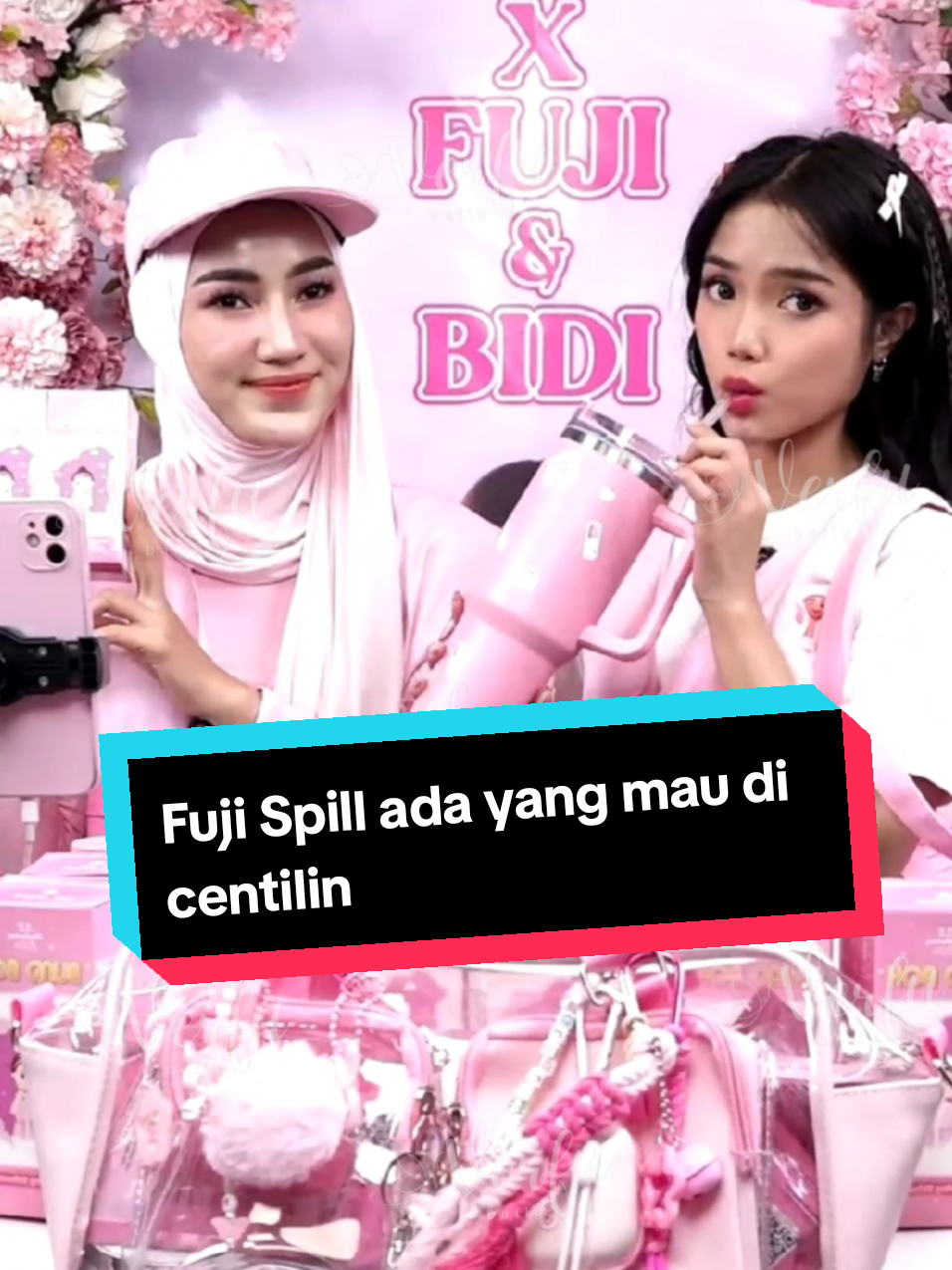 Mau centil ke siapa si neng 🤣🤣 #fuji #fujian #verfu #fyp #verfudaily 