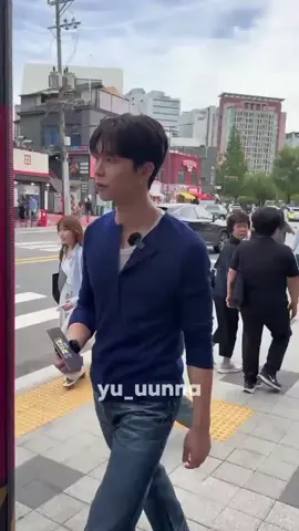 handsome guy 😫💙 #fyp #johnnysuh #xzyabc 
