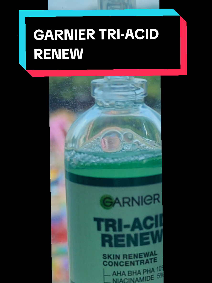 ✨ Skin reset in a bottle ✨ With 15% PHA + AHA + BHA to renew + Niacinamide to brighten 🌿 From dull ➝ smooth ➝ radiant in just 6 days 💛 #GarnierTriAcidRenew #GarnierPH #GarnierSkinCare  @garnierph 