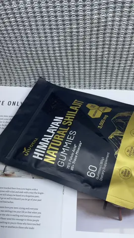 Not only is this packed with minerals that our bodies desperately need, but you get that major energy boost without any caffeine!#vivonu #himalayanshilajit #EnergyBoost #Minerals #Supplement #shilajit #newyearnewaura 