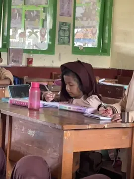 Suka suka kalean aja  #lucuabis #adaajaidenya #kelas2