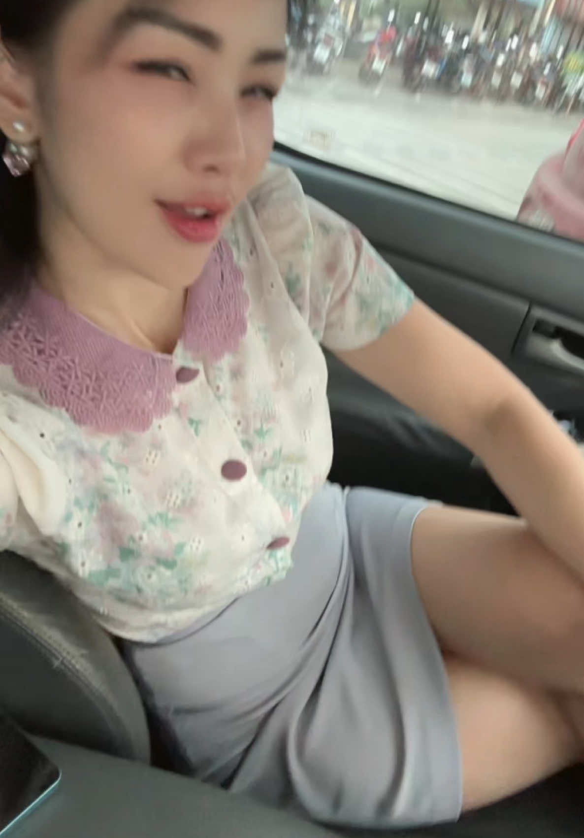ฉันก็แค่แกล้งโง่#ราชินีสีสดใส 