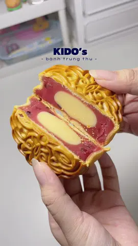 Đỉnh nóc kịch trầnnn ❤️‍🔥✨ #banhtrungthukido #trungthu2025 #ancungtiktok #reviewanngon #unboxing 