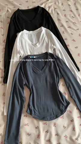 long sleeve vneck top >> #longsleeve #vnecktop #basicfit 