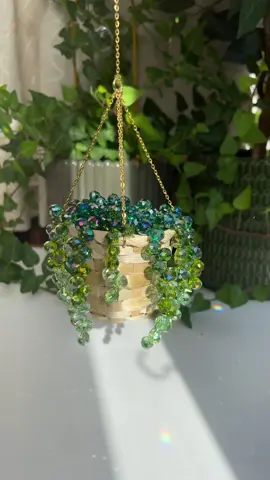 This beautiful Beaded Plant is available now on my Etsy shop! ✨🪴 #foreverplant #beadedplant #foreversucculent #plantsuncatcher #crystalbeads 