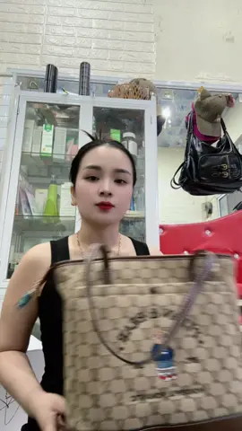 Túi xách cho chị em công sở sz 33 đựng Lạp tốp okla nha😍😍😍😍😍#tuixach #tuixachquangchau 
