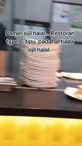 Berhati²...Semakin ramai type C seronok bukak restoran² bernama keislaman  atau nama² org melayu. Tak tahu nak kata apa.. penyakit sebahagian org Melayu suka beli makanan kedai  org kapiaq ....  Pakat² makan nasi ayam bangkai ..... Resepi² makanan yg bercampur minyak khinzir Copy&Paste #halal 