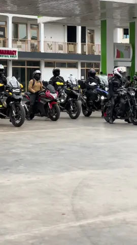 TWO WHEELED BROTHERLIES 🏍️🔥❤️ #motogbee #itonhorsemangh #bikelife #ghanabikelife 