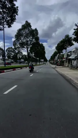 bao lâu bạn chưa nge nhạc của sếp….#minh_thai #xuhuongtiktok #slowmotion #slowmo #tamtrang 