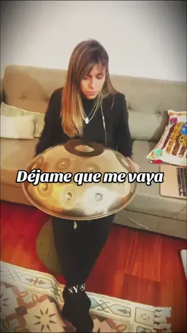Que loco como me siento a improvisar y siempre me suena a algo. Esta vez me llevo acá  . . . #Handpan #chacarera #folklore #dejamequemevaya #relax  