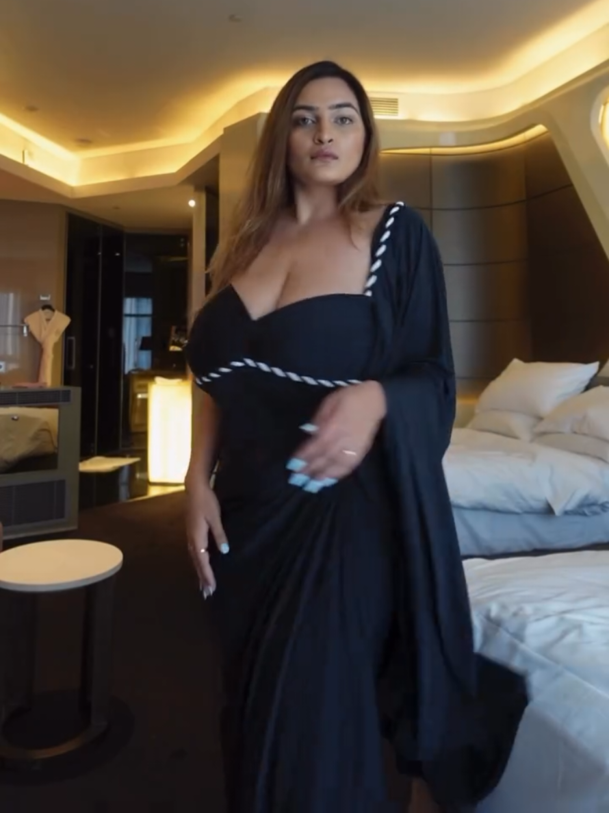 #GRWM for #dubaifashionweek  in #sotbella. thanks to #arabfashion  council. #fyp  @THAT Concept Store 