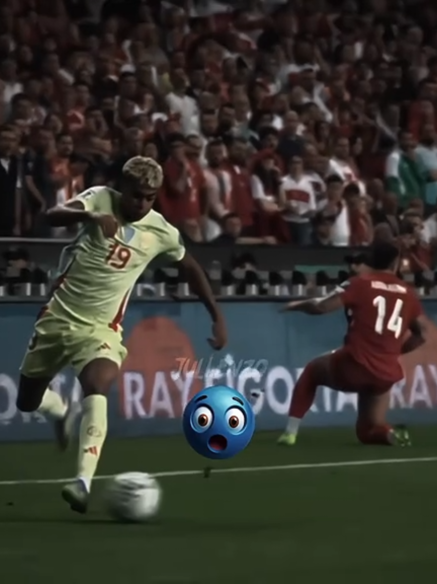 El partidazo de Lamine 🆚️ Turquía 🎩 - DM FOR SONG PROMO🕺 / #lamineyamal #yamal #españa #turkey #fcbarcelona 