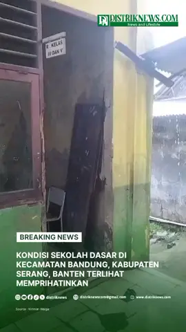 Memprihatinkan, Begini kondisi Sekolah Dasar di Kp. Palamakan, Des. Pringwulung, Kec. Bandung, kabupaten Serang - banten saat hujan turun. Semangat belajarnya ya adik adik :) #distriknews #pelajar #sekolah #kabupatenserang #fyp 