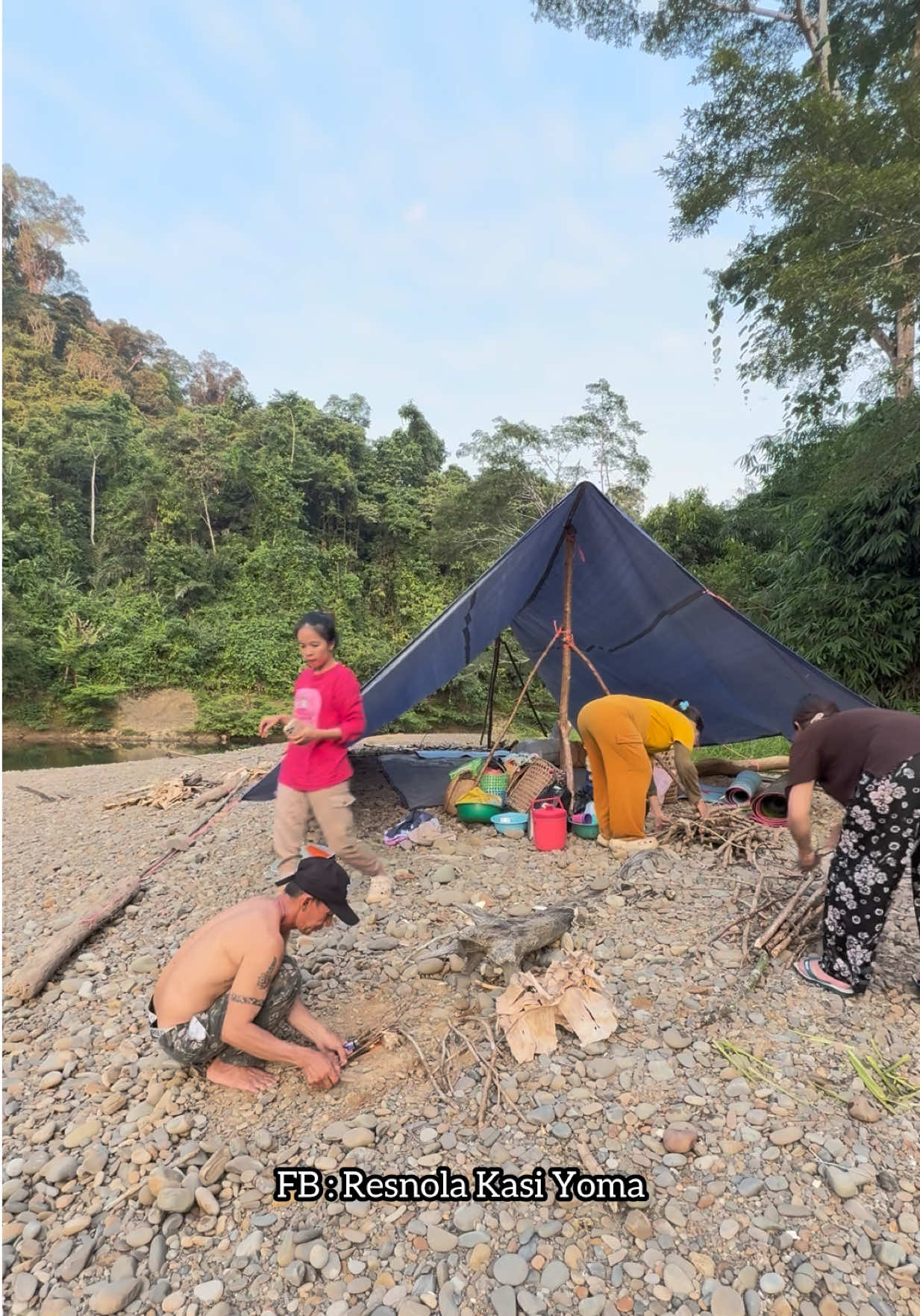 Di datangi gerombolan orang2 saat camping di hutan 😱