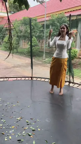 បុណ្យក៏ធ្វើប៉ុងក៏លោត🤣#ចង់ល្បីដូចប្រូដែរ #fyp 