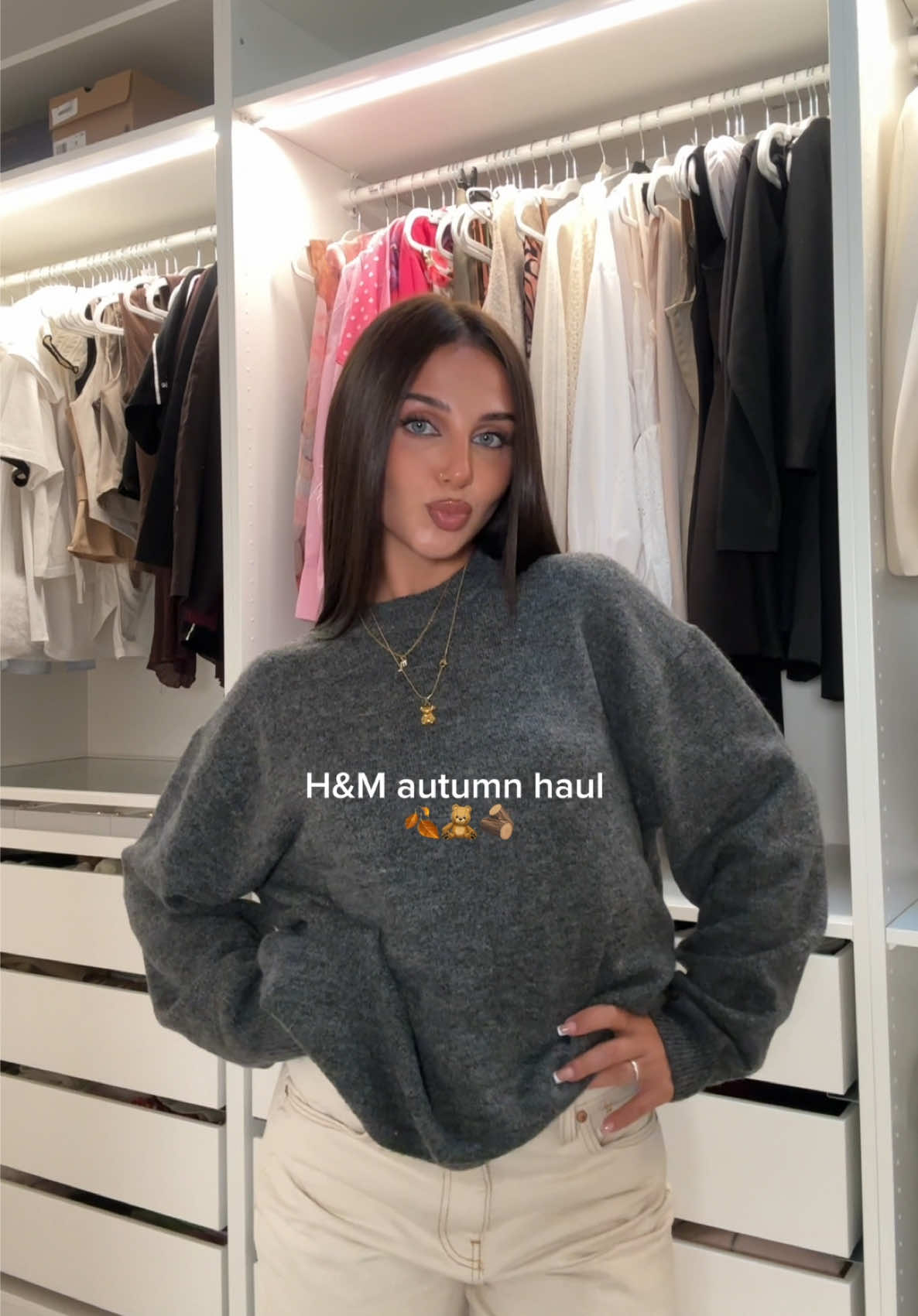 Shopping di maglioni eheh 🍂🤎  CODICI in ordine: 1169364025, 1294152006, 0983240043, 1242877004, 1291799002 #hmhaul #fallhaul 
