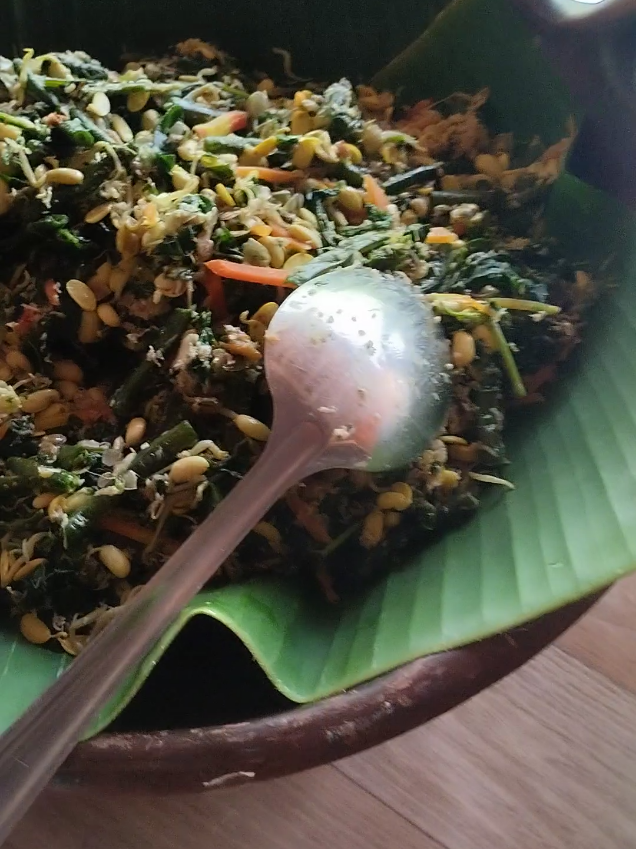 makan siang di RM. Bocahe Dewe Embung Jlamprong.. dlm rangka monev kalurahan sehat 🥰🥰👍🏻 #kuliner #masakanndeso #mantapnyakebersamaan 