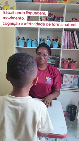 Essa canção lúdica, educativa e multifuncional, que trabalha linguagem, movimento, cognição e afetividade de forma natural. #aba #terapia #pedagogia #criança #reforcoescolar 