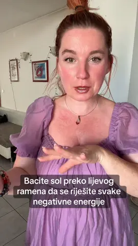 Ovo je jednostavan ritual koji otklanja sve negativno iz vašeg života #moneyspell #witchtip #witchesoftiktok #protectionspell #witchythings 
