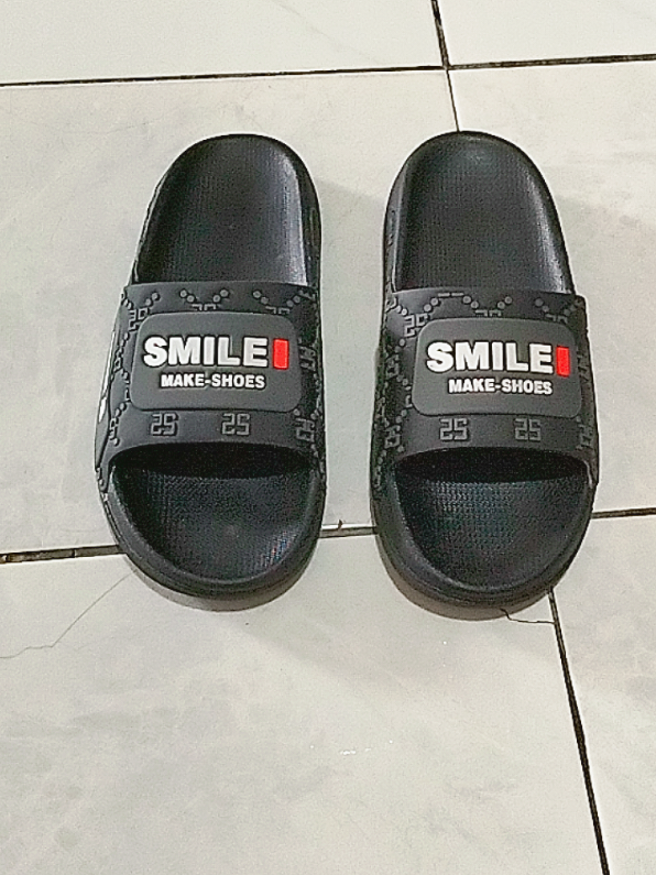 Tak sangka seller bagi harga kasih sayang camni weh...🥹🫶 #selipar #sandal #seliparmurah #sandalmurah #sandalviral 