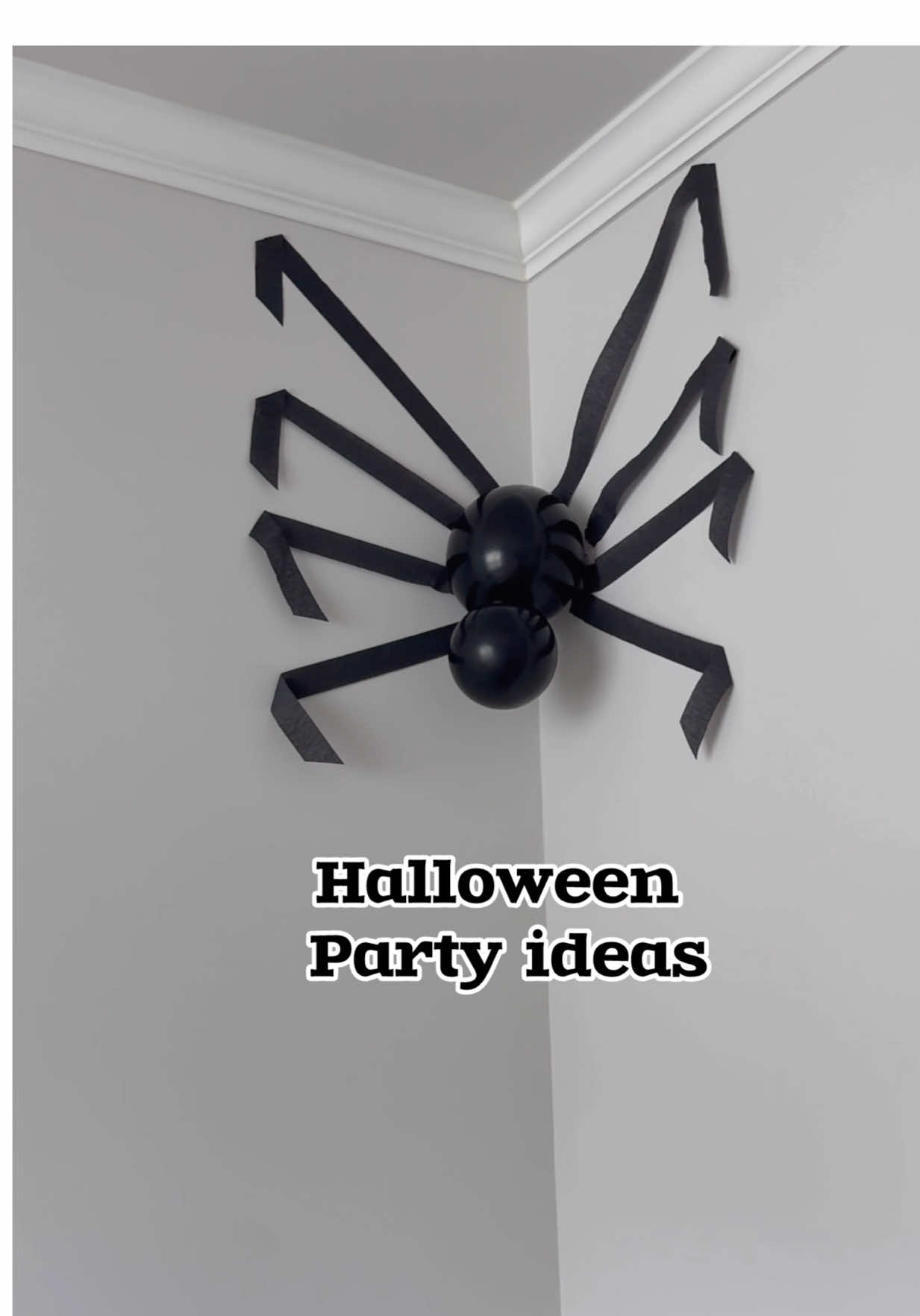 Kids Party Ideas Halloween🕷️ #kidspartyideas #diyparty #kidsparties #halloweenpartyideas #balloondecorations  Kids party ideas, kids Halloween party, spiders, diy hanging decor, easy balloon decor ideas, balloon decor, Halloween decoration diy