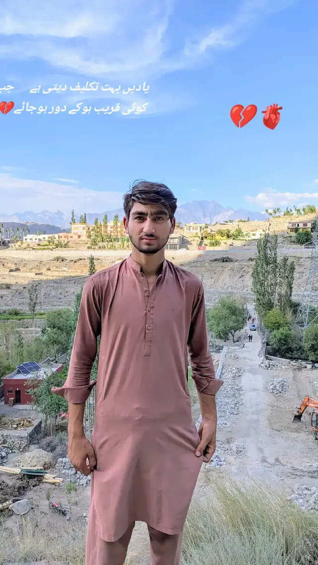 یادیں بہت تکلیف دیتی ہے                                           جب کوئی قریب ہوکے دور ہوجائے💔 #sadpeotry😔💔 #foryoupage #viralvideo #10milionview #viewsproblem 