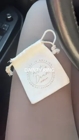The cutest dainty every day ring! Loved the personalized note and packaging too 💕 #mama #mamaring #mamajewelry #momlife #tiktokshopjewelry 