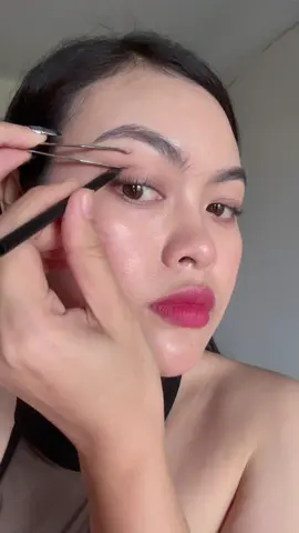 #creatorsearchinsights အမိုက်စား Eyeshadow tips လေးတဖြတ် 🔥😍😎😉😉#foryou #saintsandihtetaung 