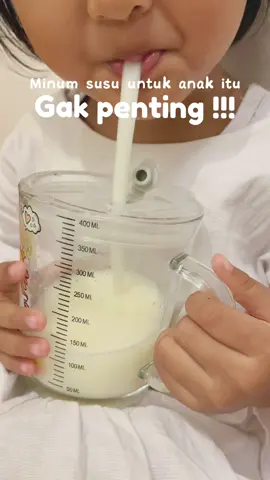 Membalas @ayis kurang konsisten mungkin bund 🙏🏻☺️ anak saya sudah setahun lebih konsumsi, gak terhitung berapa box yg dikonsumsi, kuncinya sabar dan perbaiki makan anaknya juga y bund ☺️ #susuanak #susukambing #susukambinganak #susupenambahberatbadan #promoguncang99 