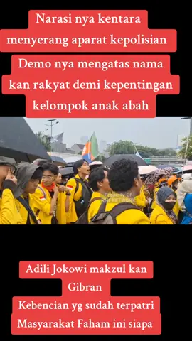 Demo MENYUARAKAN kepentingan rakyat bukan nya menyerang aparat dan menyuarakan kepentingan kelompoknya 