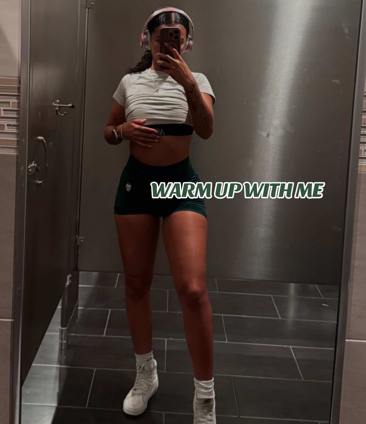 almost 50% off my favorite gym shorts!! 🤎 grab a pair before they’re gone ⬆️  #PaidPartnership #GymTok #fypシ #gymgirl #gymgirlsoftiktok 